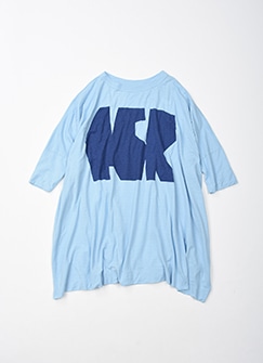 設楽 プリント Tシャツ Sサイズ ダークグレー 設楽 プリント Tシャツ Sサイズ ダークグレー 00083_model_f_.jpg