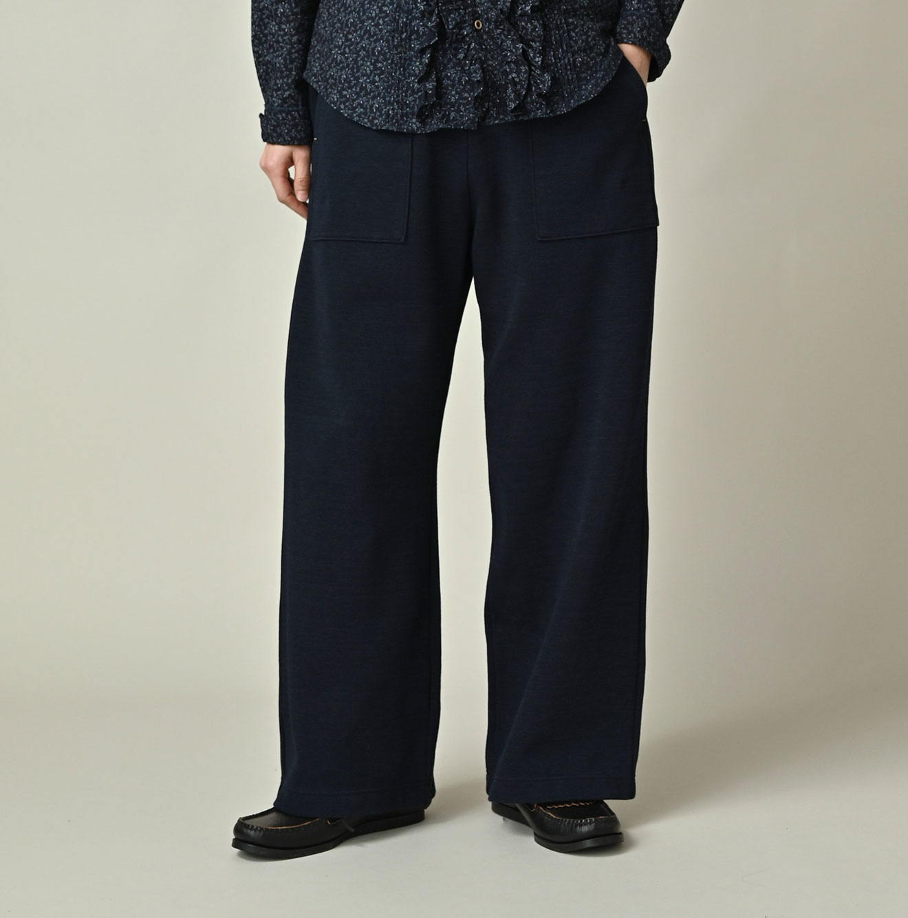 新品25SS 45Rアイリーアロハプリントのイージーパンツ（インディゴ） 新品25SS 45Rアイリーアロハプリントのイージーパンツ（インディゴ